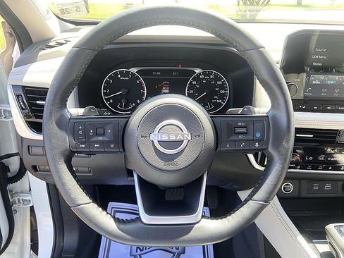 Certified 2023 Nissan Rogue SL w/ SL Premium Package AWD/4WD image 13
