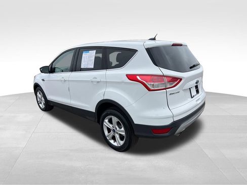 Used 2015 Ford Escape SE image 5