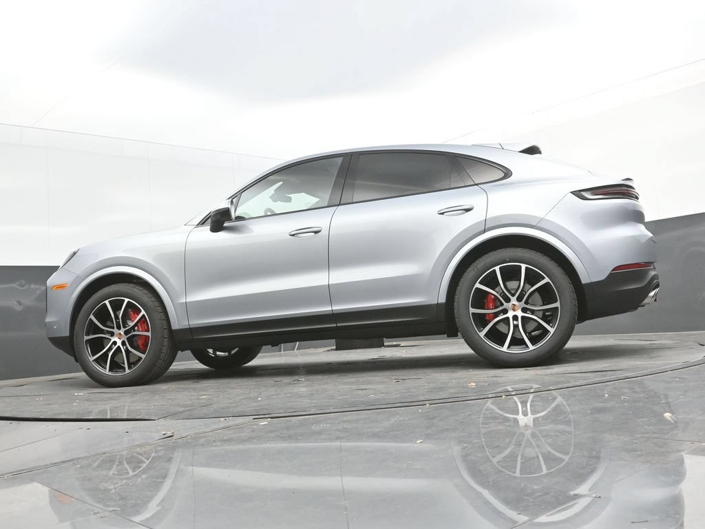 Certified 2026 Porsche Cayenne S AWD/4WD image 12