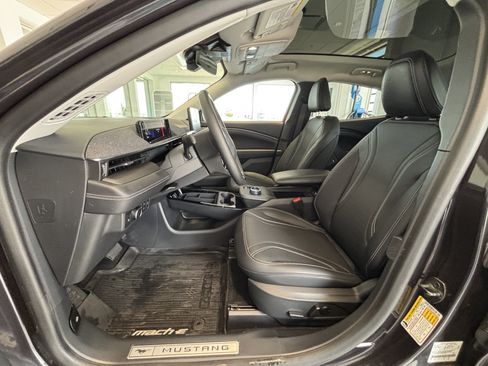 Used 2022 Ford Mustang Mach-E Premium AWD/4WD image 2