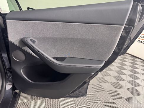 Used 2026 Tesla Model Y AWD image 21