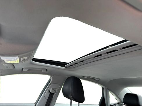 Used 2016 Audi A4 2.0T Premium Plus w/ Technology Package image 24