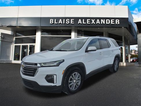 Used 2023 Chevrolet Traverse LT image 7