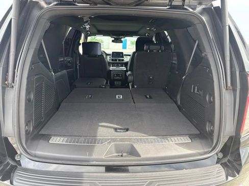 Used 2023 Chevrolet Tahoe Premier AWD/4WD image 5