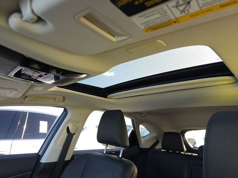 Used 2025 Lexus NX 250 FWD w/ Towing Package (2000 Lbs) image 21