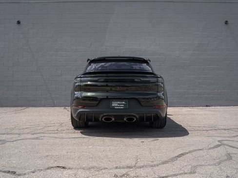 Certified 2024 Porsche Cayenne Turbo GT AWD/4WD image 6