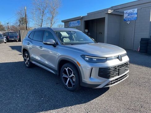 New 2026 Volkswagen Tiguan SE image 5