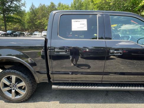 Used 2015 Ford F150 Lariat w/ Equipment Group 502A Luxury AWD/4WD image 10