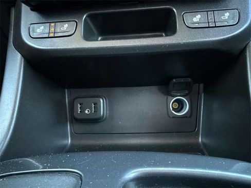 Used 2021 GMC Canyon AT4 w/ Driver Alert Package image 23