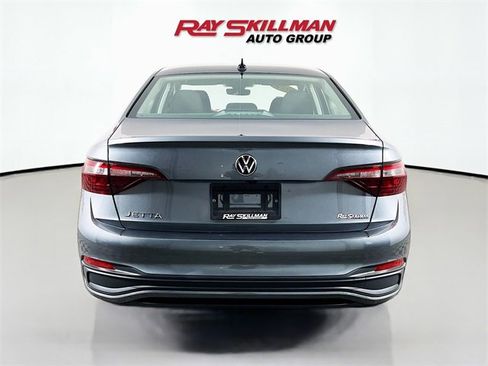 Used 2024 Volkswagen Jetta S image 6
