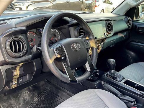 Used 2021 Toyota Tacoma SR w/ SR Convenience Package image 15