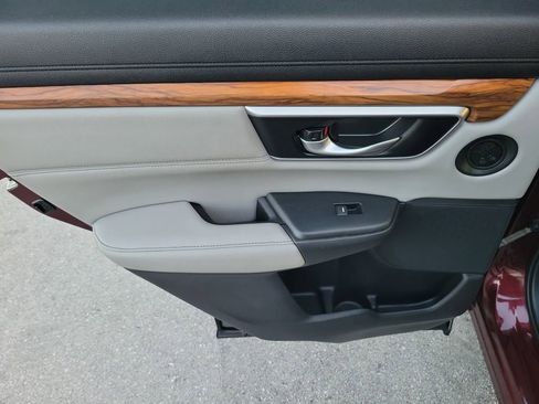 Used 2018 Honda CR-V EX-L image 11
