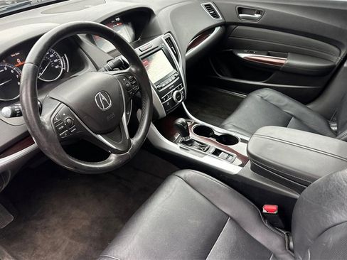 Used 2017 Acura TLX w/ Technology Package image 12