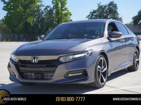 Used 2018 Honda Accord Sport image 1