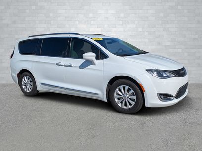 Used 2018 Chrysler Pacifica Touring-L