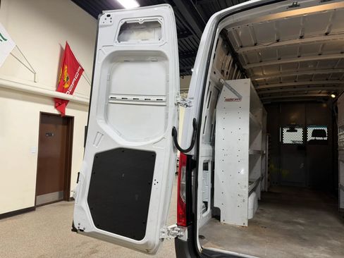 Used 2021 Mercedes-Benz Sprinter 3500 image 19
