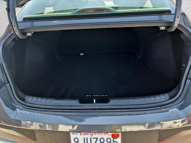 Used 2024 Hyundai Elantra SEL FWD image 6