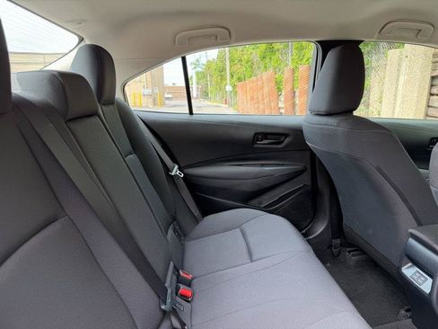Used 2024 Toyota Corolla LE FWD image 20