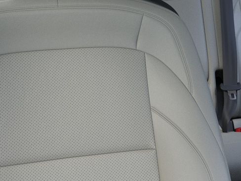 New 2026 Lincoln Nautilus Premier AWD/4WD image 40