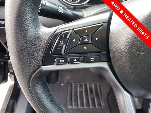 Used 2020 Nissan Rogue S image 12