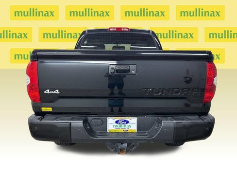 Used 2015 Toyota Tundra Limited w/ Limited Premium Package AWD/4WD image 8