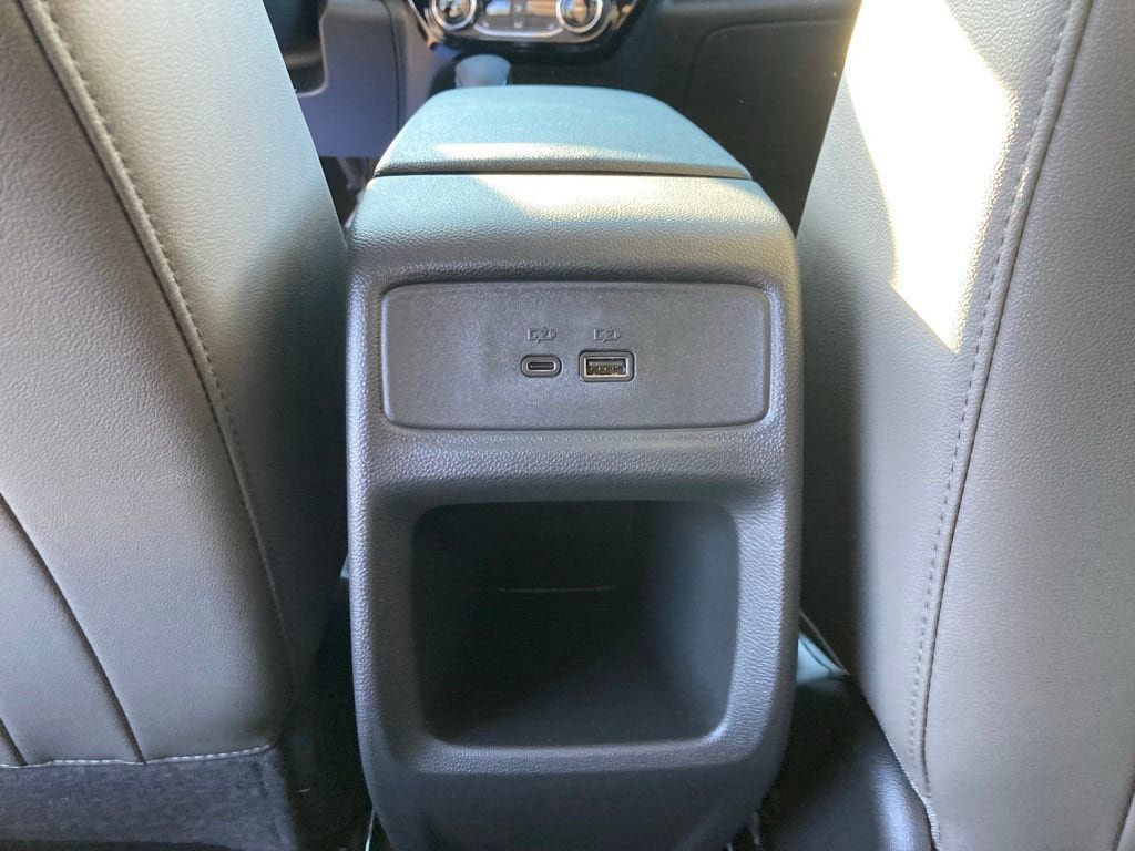 New 2026 Chevrolet Trax ACTIV w/ Sunroof Package FWD image 22