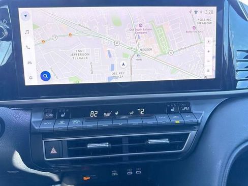 Used 2025 Toyota Camry XSE image 37