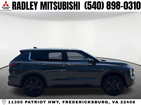 New 2026 Mitsubishi Outlander LE AWD/4WD image 21