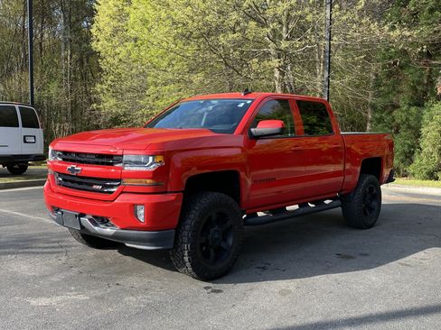 Used 2016 Chevrolet Silverado 1500 LT w/ All Star Edition image 5