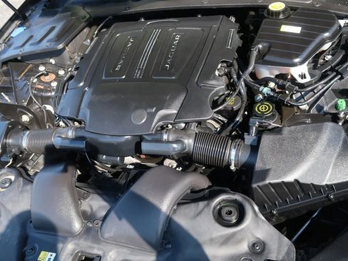 Used 2017 Jaguar XJ L Portfolio image 46