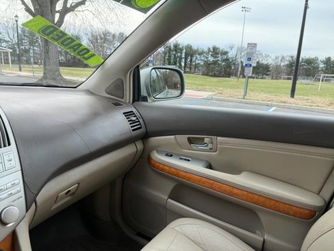 Used 2006 Lexus RX 330 Base AWD 4dr SUV image 12