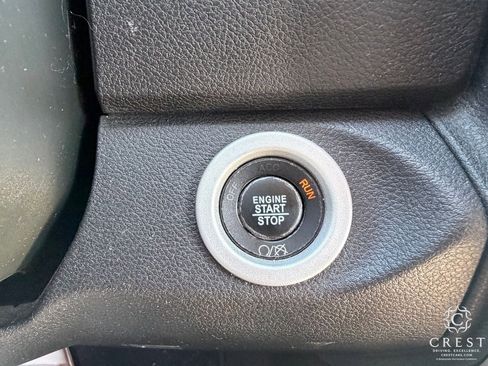 Used 2018 RAM 1500 Laramie w/ Convenience Group image 25