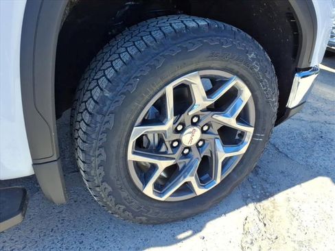 New 2026 GMC Sierra 1500 SLT w/ SLT Premium Plus Package image 9