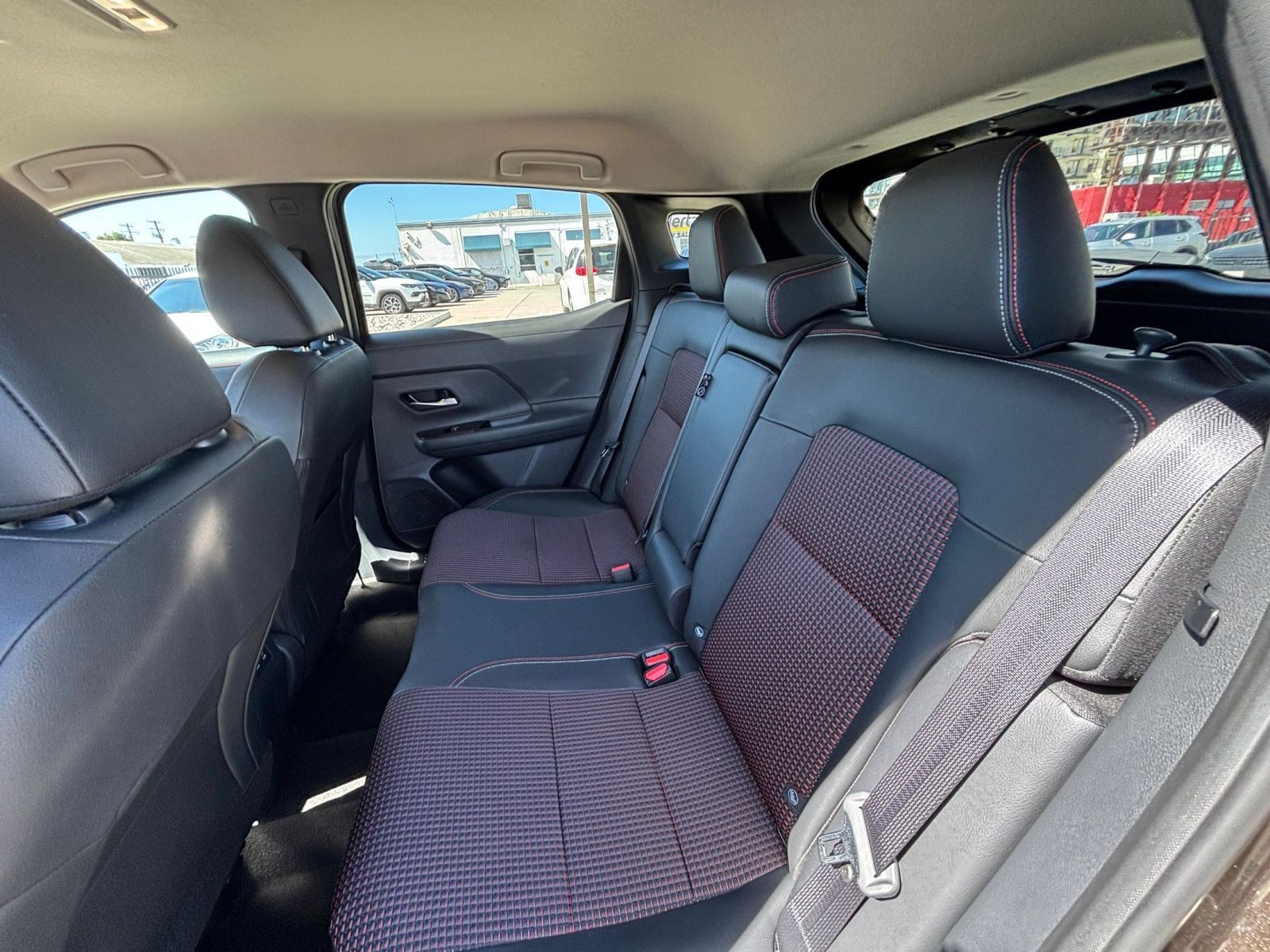 Used 2026 Nissan Kicks SR AWD/4WD image 26