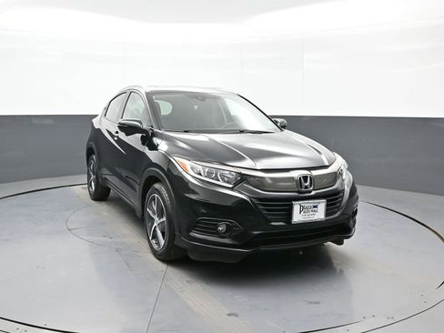 Used 2021 Honda HR-V EX image 3