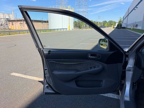 Used 2005 Honda Civic EX image 21