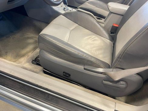 Used 2008 Chrysler Sebring Touring w/ Special Touring Group image 13