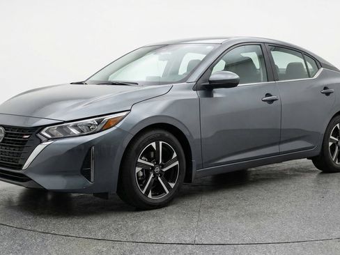 Used 2025 Nissan Sentra SV FWD image 3