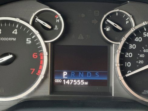 Used 2016 Toyota Tundra SR5 image 26