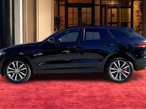 Used 2023 Jaguar F-PACE S image 14