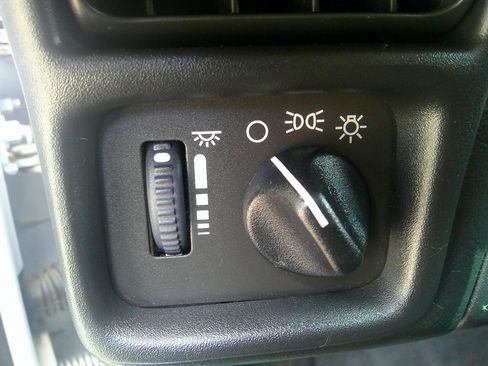 Used 2002 Chevrolet Camaro LT image 17