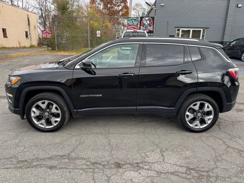 Used 2018 Jeep Compass Limited w/ Navigation Group image 8