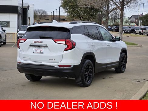 Used 2023 GMC Terrain AT4 image 8