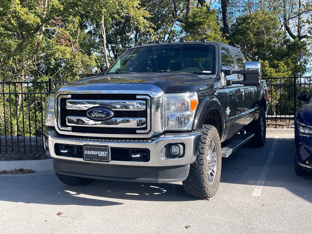 Used 2015 Ford F250 XLT w/ XLT Premium Package AWD/4WD image 3