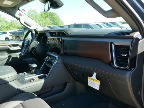 New 2026 GMC Sierra 1500 Denali AWD/4WD image 11