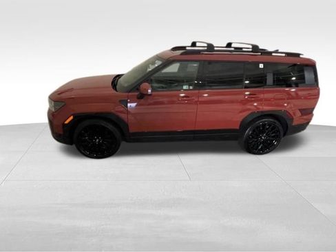 Used 2025 Hyundai Santa Fe Calligraphy image 2