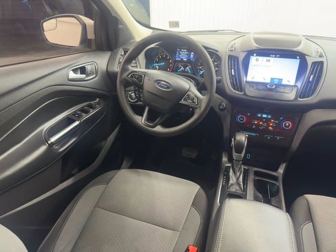 Used 2019 Ford Escape SE image 15