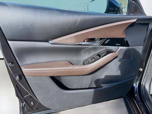 Used 2025 MAZDA CX-30 AWD 2.5 S w/ Premium Package image 22