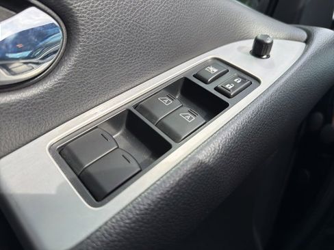 Used 2009 Nissan Murano SL image 12