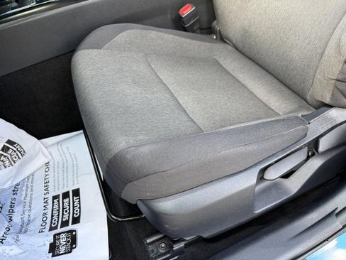 Used 2025 Toyota Camry LE image 17